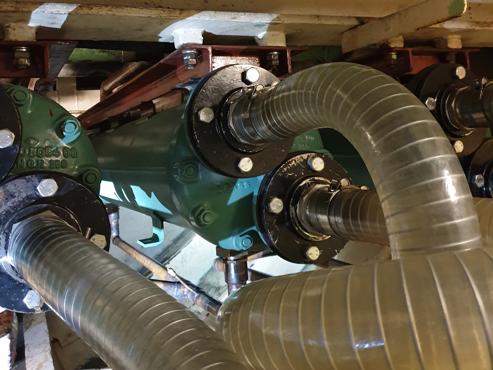 Project: Sea water condensers replacement